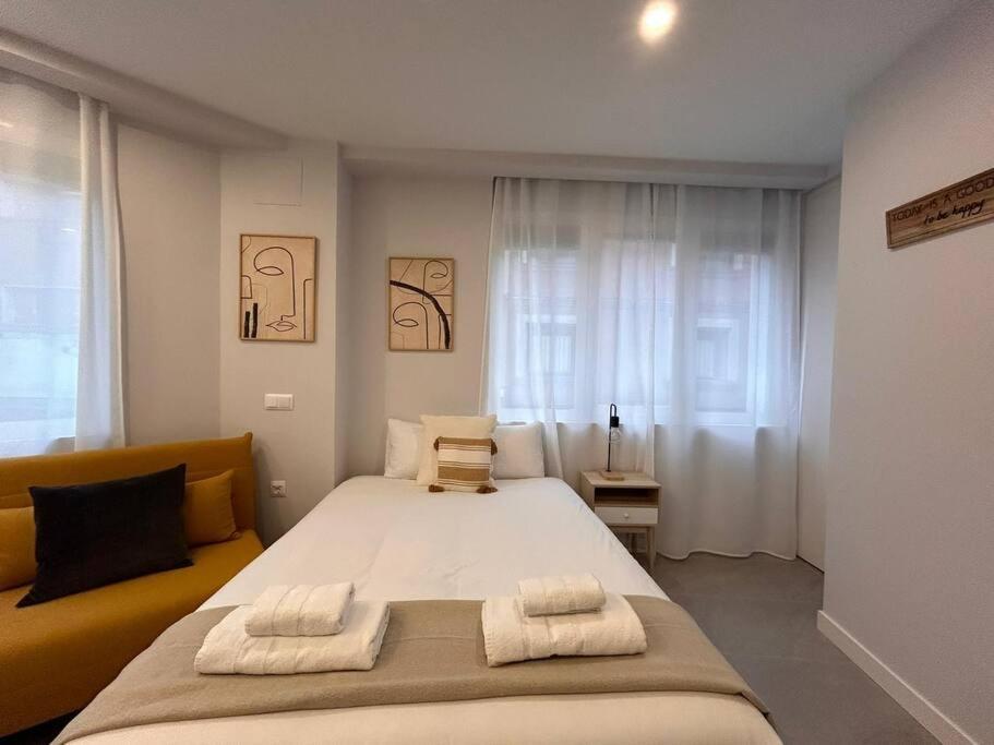 Cozy Studio In Tetuan - En 1/8 Madrid Exterior photo